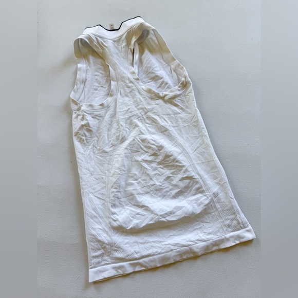 Athleta Size XSMomentum Seamless Polo Collared Tank Top Golf Tennis White $69 - Picture 3 of 5